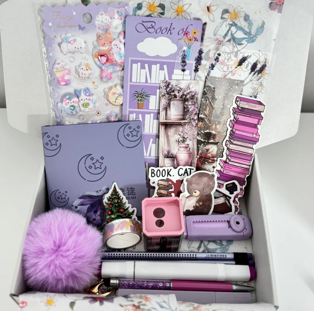 PREMIUM BOOKISH BOX